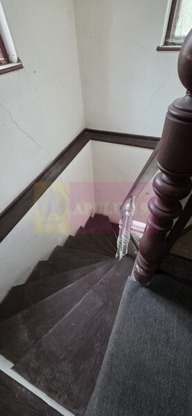 Etaj vila istorica de vanzare in Sinaia – Zona Furnica