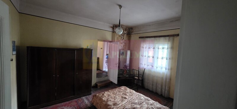 Etaj vila istorica de vanzare in Sinaia – Zona Furnica